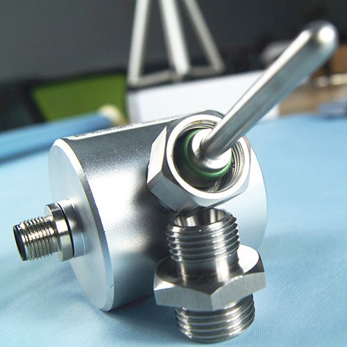 THW 精巧型温度变送控制器